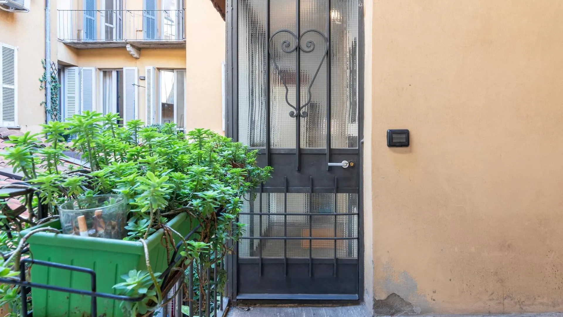 Mercato Flexyrent - A.C. - Wifi Milan Italy